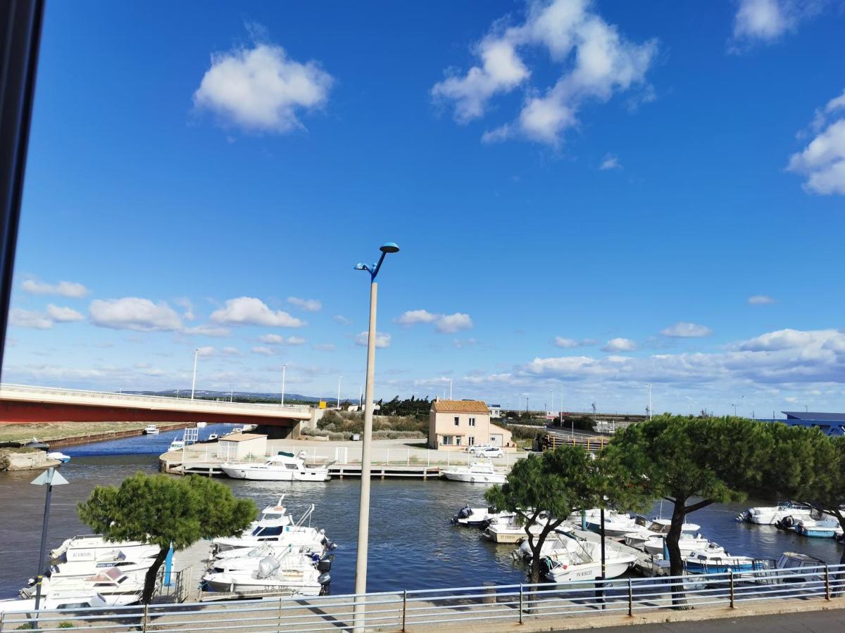 l'Hotel du port Extérieur photo